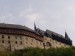 pohled na Karlštejn z cestičky pod hradem